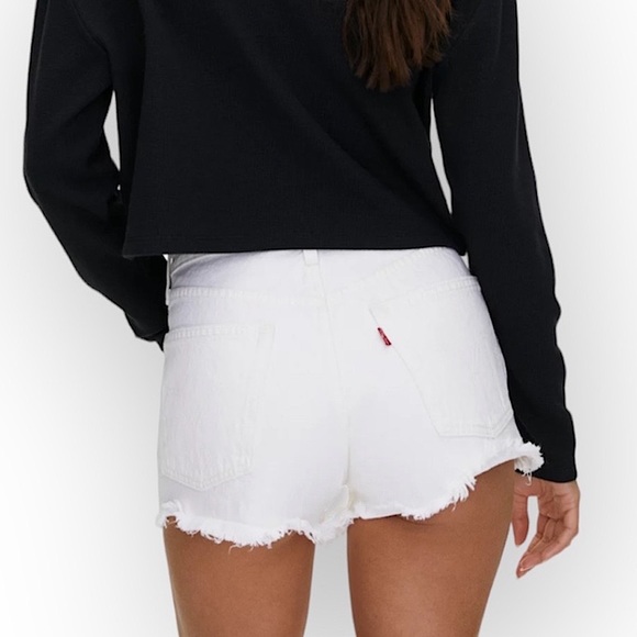 Levi’s Premium 501 Cut Off Denim Jean Shorts - Picture 16 of 16